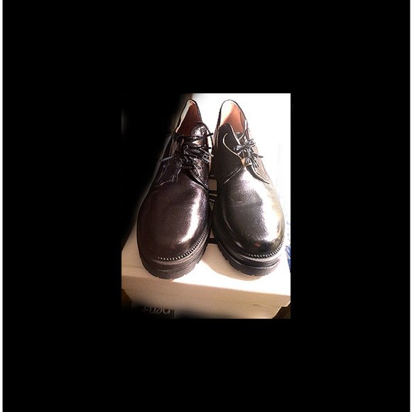 New Rare/Unique Unisex Fashion High Grade Genuine Calfskin Leather Shoes, Italy main image 4
